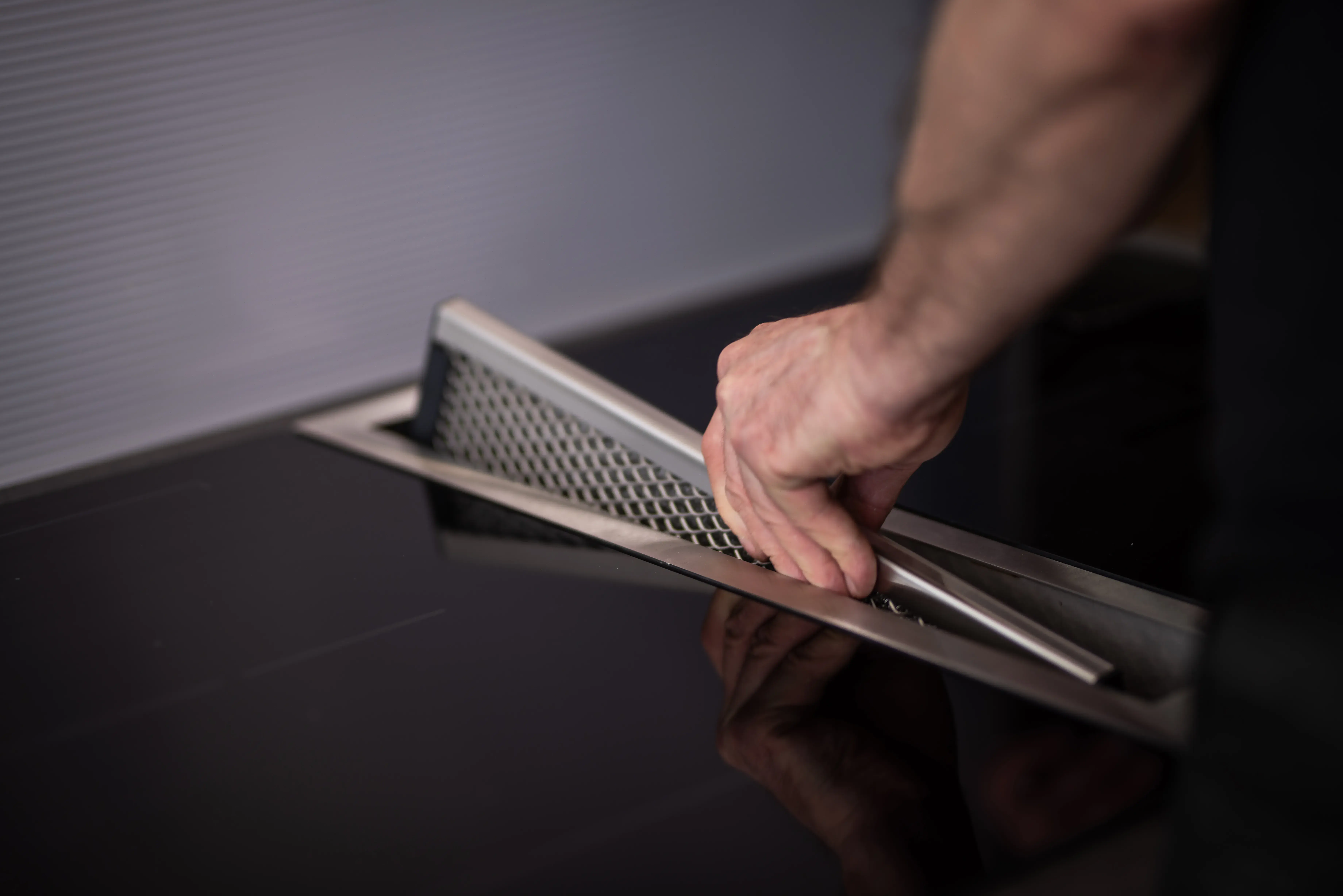 2020_Handwerk_Küchen-Montage_Muldenluefter